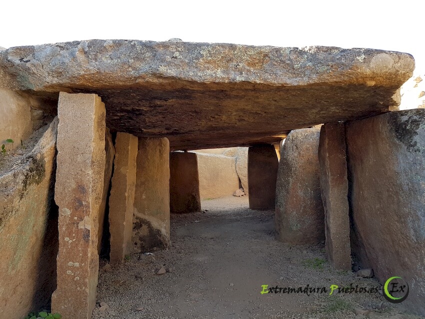 Ver Pasillo del dolmen